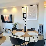 Apartment Moderne, Centre *
